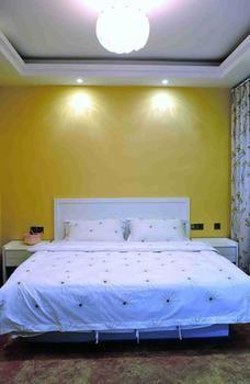 Fenghuang Yiguangnian Fashion Hotel Fenghuang County Exterior photo